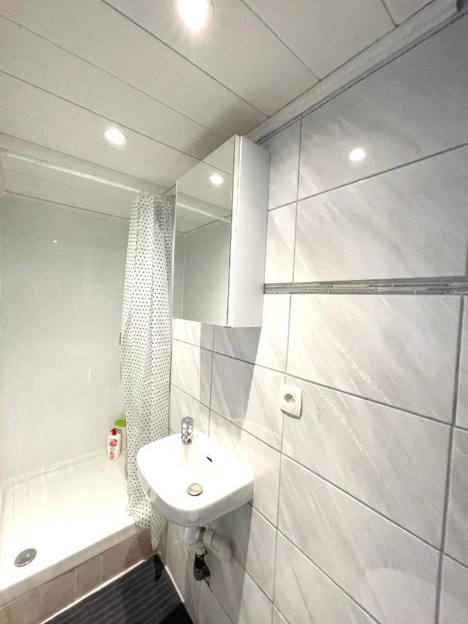 Appartement Wood Desing Proche Cannes Ле Кане Екстериор снимка